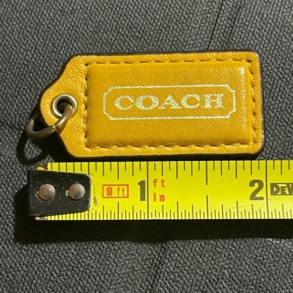 Coach RARE yellow and gold tag - Picture 3 of 5